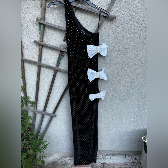 MAJORELLE x Bridget Julia Gown in Black & White New with Tags! - Picture 4 of 10